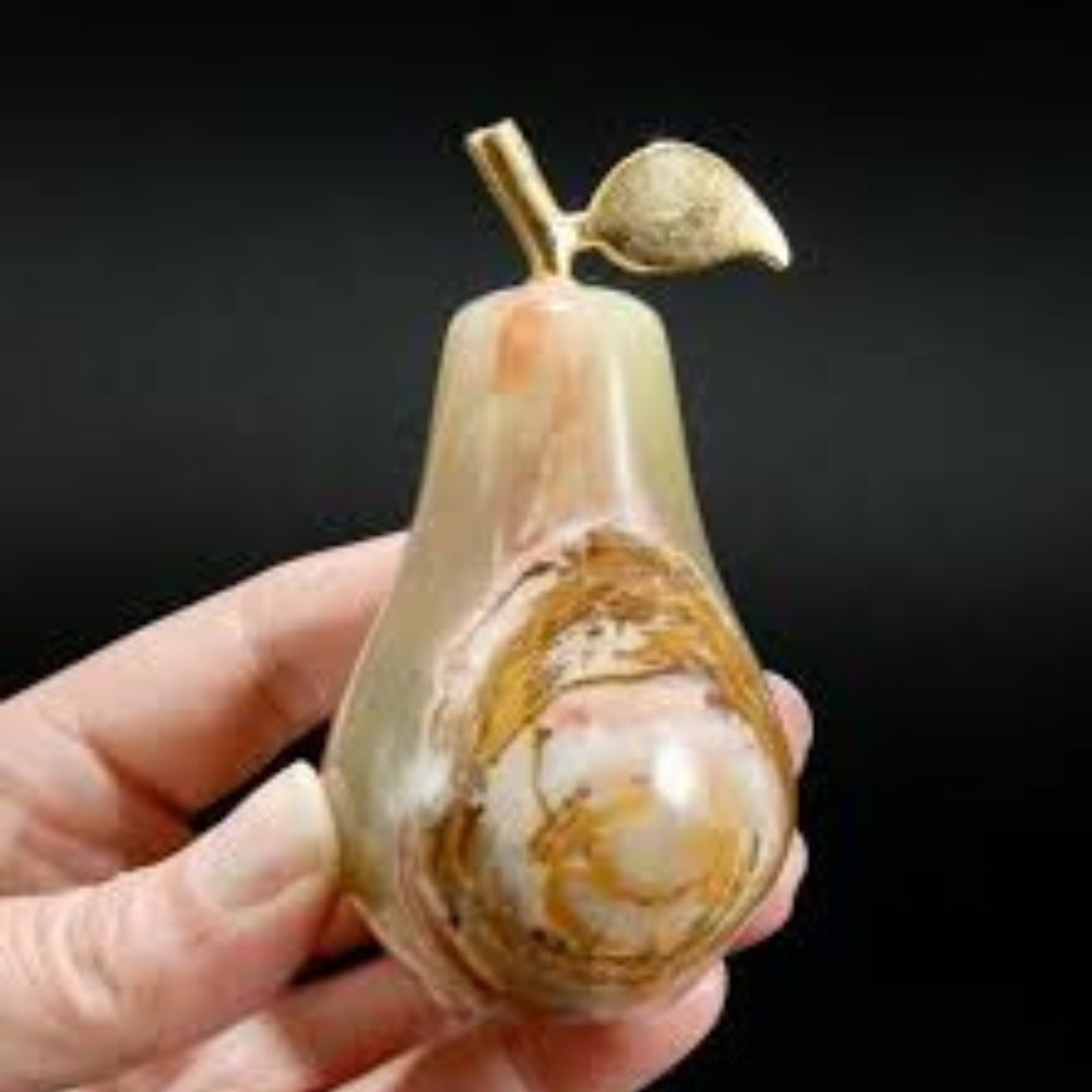 Luxury Hand-Carved Onyx Pear – Decorative Natural Stone Fruit Sculpture with Gold Stem
